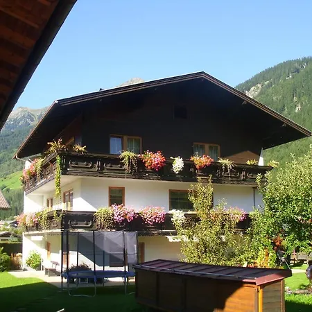 Haus Grutschnigg Apartman *